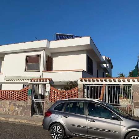 Hébergement de vacances Candida Baratili San Pietro